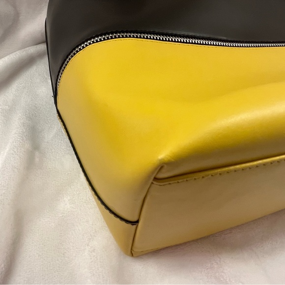 Gianni Notaro Black & Yellow Satchel/Tote with removable insert and Dust Bag - Picture 14 of 16